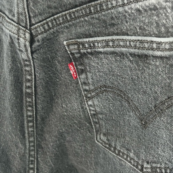 Levi’s 501 Jeans - Picture 4 of 7